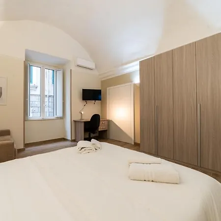 Villari 48 - 1 Νάπολη