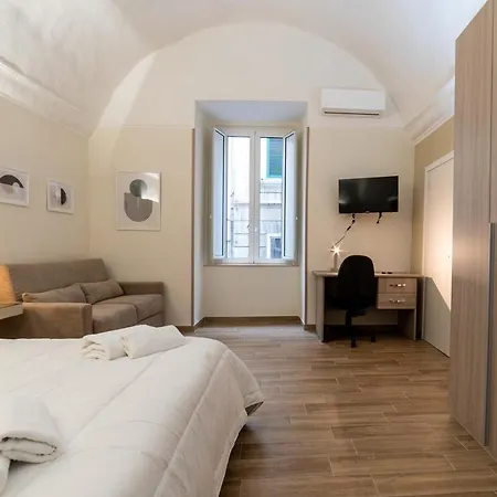 Διαμέρισμα Villari 48 - 1 *